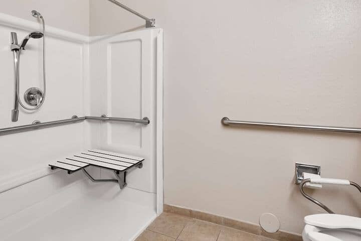 Room 14 of 25