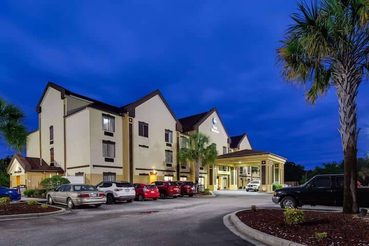 Hotel 25 of 25